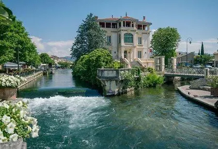 Appartamento Bien équipé 2 Lit 2 Place, Canapé Lit, 5 Personnes, Terrasse Bien équipé, Planchas, Parking Gratuit Sur Place, A Proximité De Commerce Et De Cure Thermal, Cadarache ,forcalquier, Gorge Du Verdon , Moustier, Montagne De Volx
