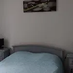 Apartman Bien Equipe 2 Lit 2 Place Dans Chaque Canape Lit 2 Place, 5 Personnes, Terrasse Bien Equipe, Planchas, Parking Gratuit Sur Place, A Proximite De Commerce Et De Cure Thermal, Cadarache ,forcalquier, Gorge Du Verd Volx