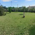 Bien Equipe 2 Lit 2 Place Dans Chaque Canape Lit 2 Place, 5 Personnes, Terrasse Bien Equipe, Planchas, Parking Gratuit Sur Place, A Proximite De Commerce Et De Cure Thermal, Cadarache ,forcalquier, Gorge Du Verd Apartman Volx